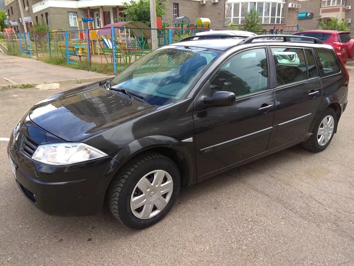 6. Универсалы рено с пробегом. Рено меган 3 новый универсал. Dacia логан mcv. Рено меган 2.