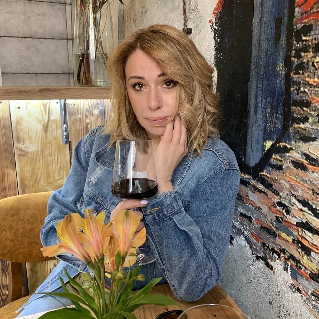 Алена апина сейчас 2022. Алена апина 2021. Алёна апина сейчас. Алена апина сейчас 2022. Как сейчас выглядит апина.