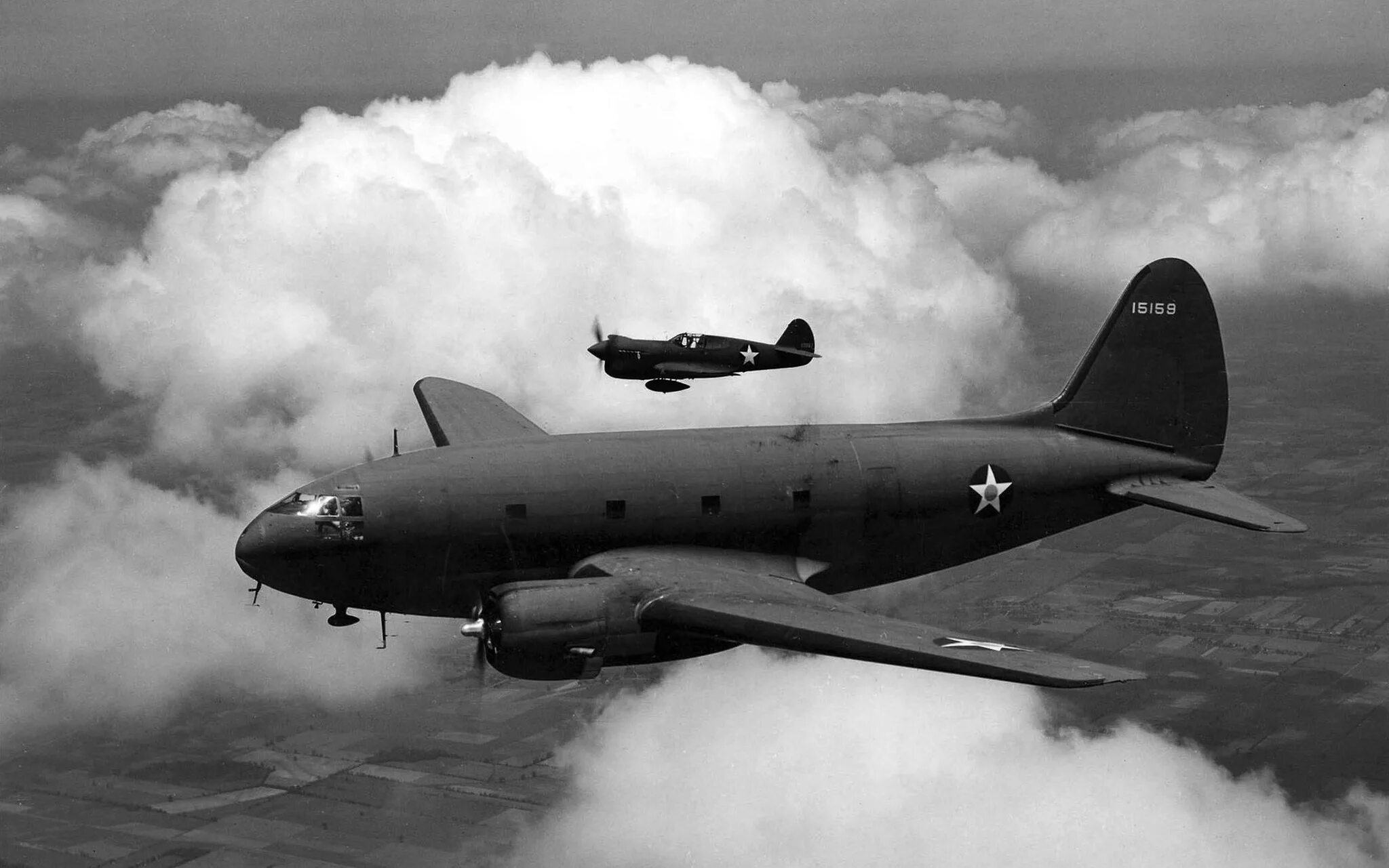 Самолеты вов. Curtiss c-46 Commando. Самолет Curtiss c-46. Самолёт Curtiss c-46 Commando. Самолет с 46 Коммандо