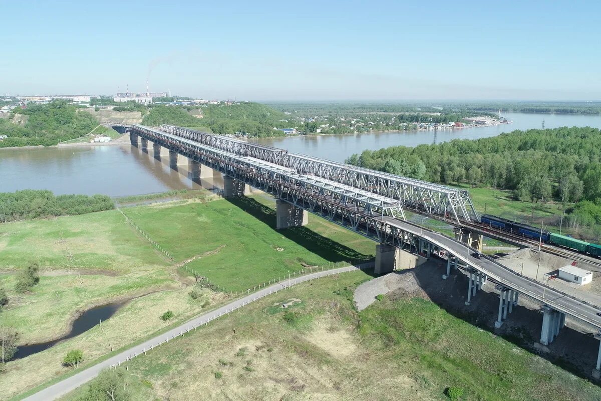 Старый мост Барнаул. ЖД мост Барнаул. Обь Барнаул старый мост. Железнодорожный мост через Обь Барнаул. Мосты на оби