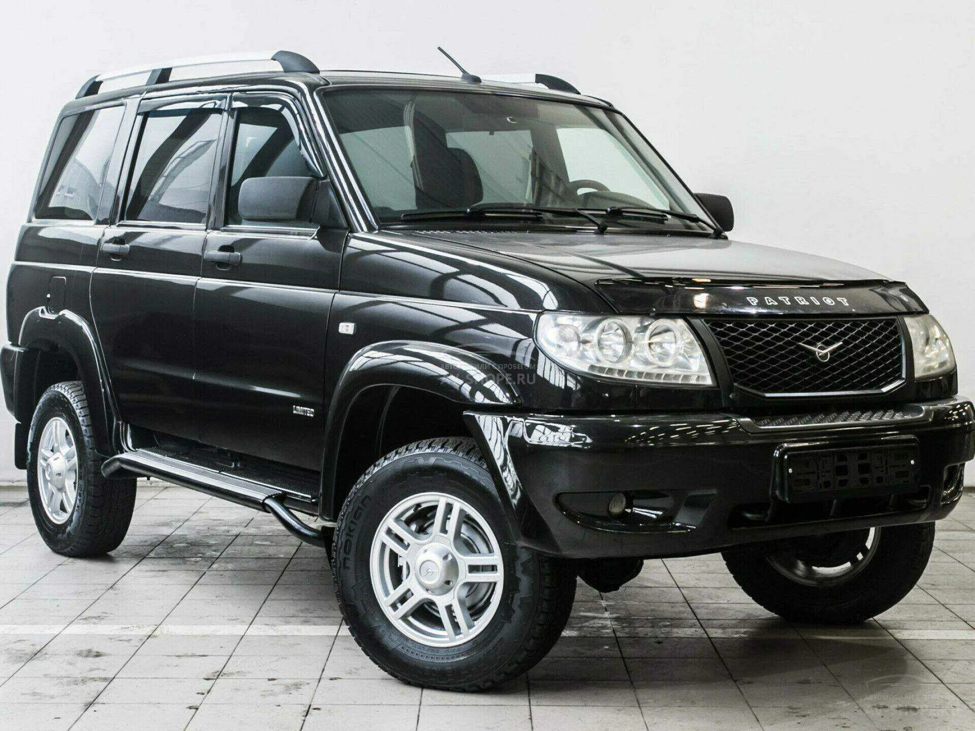 В России появился "УАЗ Патриот" с V8 от Toyota. Это броневик - Kolesa.kz Почитат