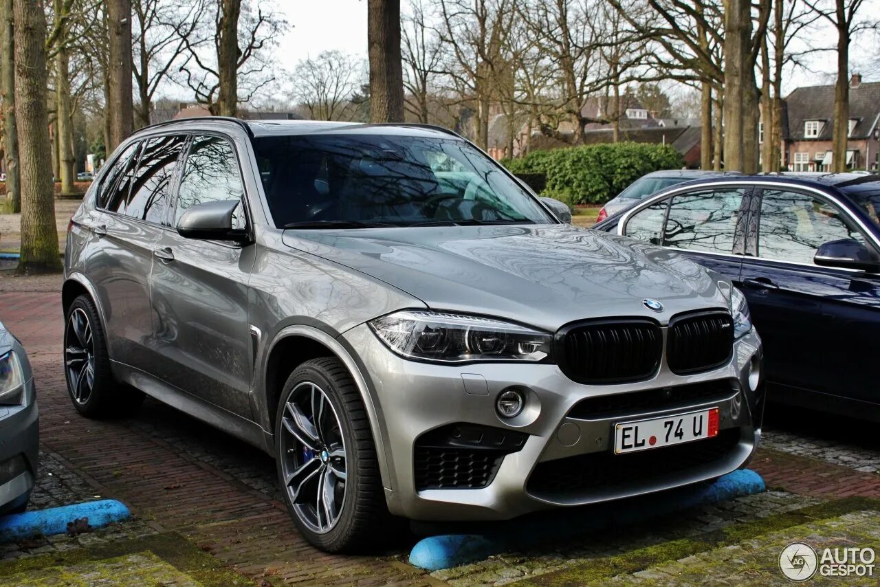 Купить б/у BMW X5 IV (G05/G18) 30d 3.0d AT (249 л.с.) 4WD дизель автомат в Москв