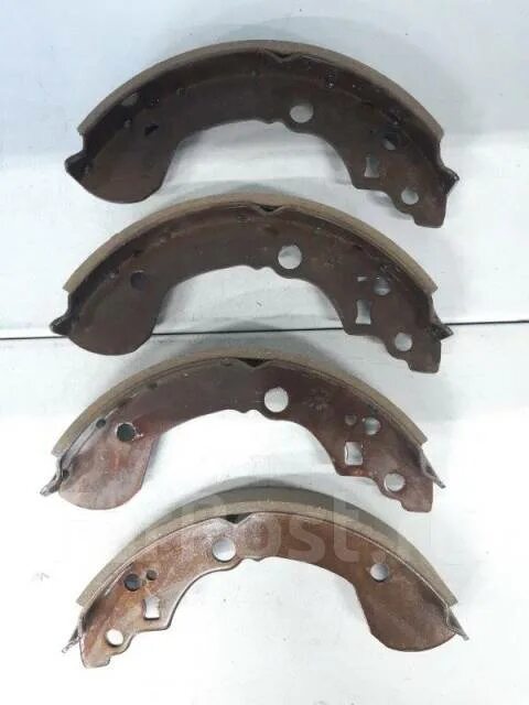 Колодки тормозные NISSAN Almera N16E (00-), Primera P11E (93-03) передние (4шт.)