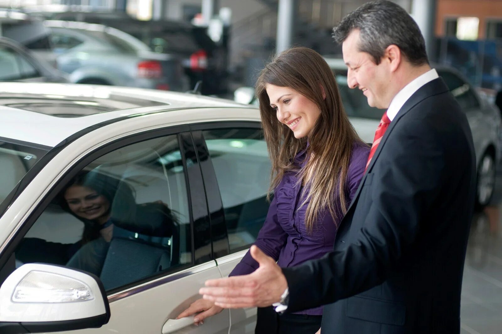 He buy a car