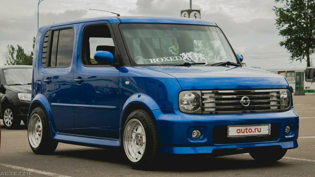 Ниссан куб зет 10. Nissan Cube z11. Nissan Cube z11 Blue. Nissan Cube II (z11). Nissan Cube 2003.