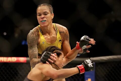 Чемпионка ufc