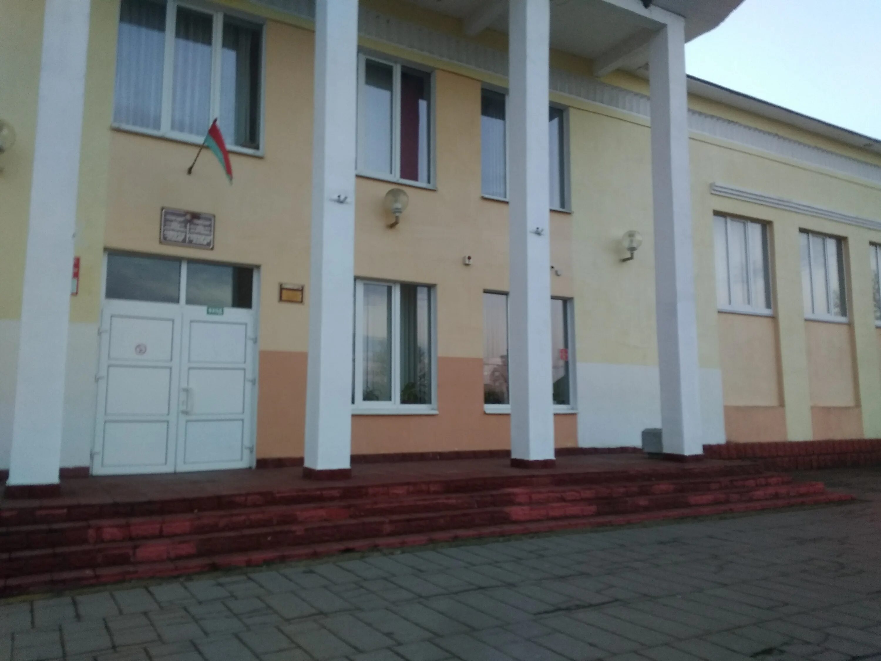 Дк сунжа ингушетия. Достопримечательности столина. Дк гук. Город климовичи белоруссия дом культуры. Дк гук.