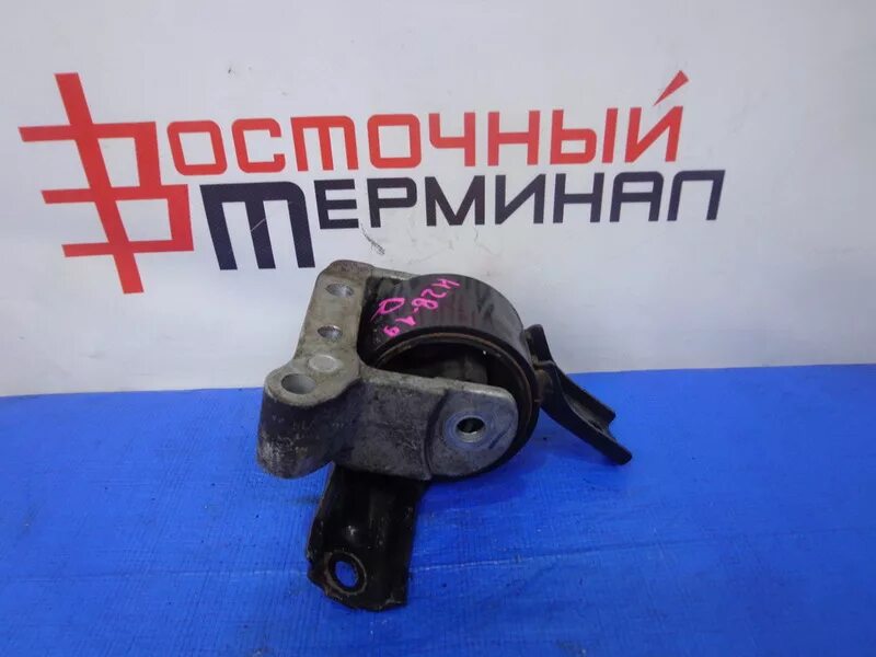 Подушки двигателя мицубиси аутлендер. Правая опора двигателя mitsubishi outlander xl. Подушка двс 4g63 правая артикул mr491599. Подушки двигателя мицубиси аутлендер. Подушка двигателя митсубиси аутлендер.