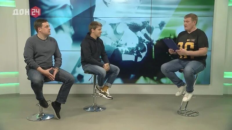 Спорт и телевидение. Спорт и телевидение. Передача про спорт. Спортивные передачи на тв. Футбольные эксперты матч тв.