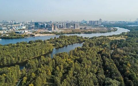 От стрелки по правому берегу москвы реки