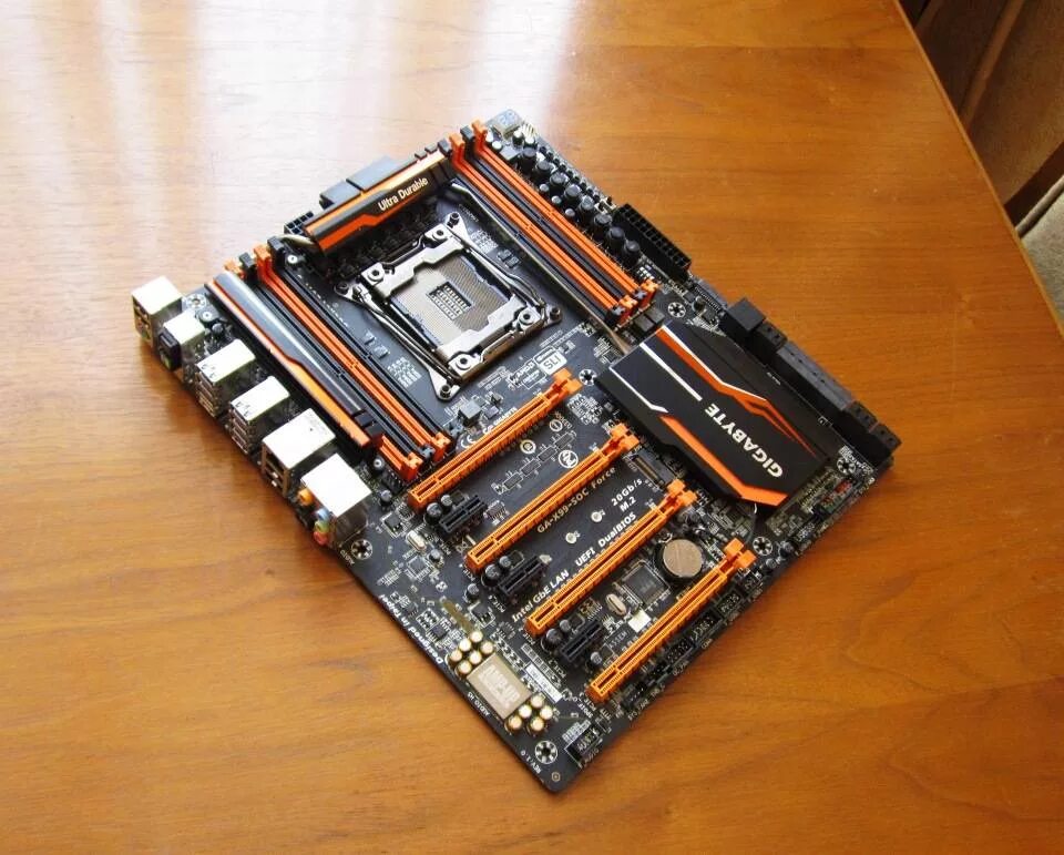 X99 материнские платы оперативная память. Gigabyte x99 soc force. материнская плата machinist x99. lga 2011 v3 материнская плата gigabyte. материнская плата atermiter x99.