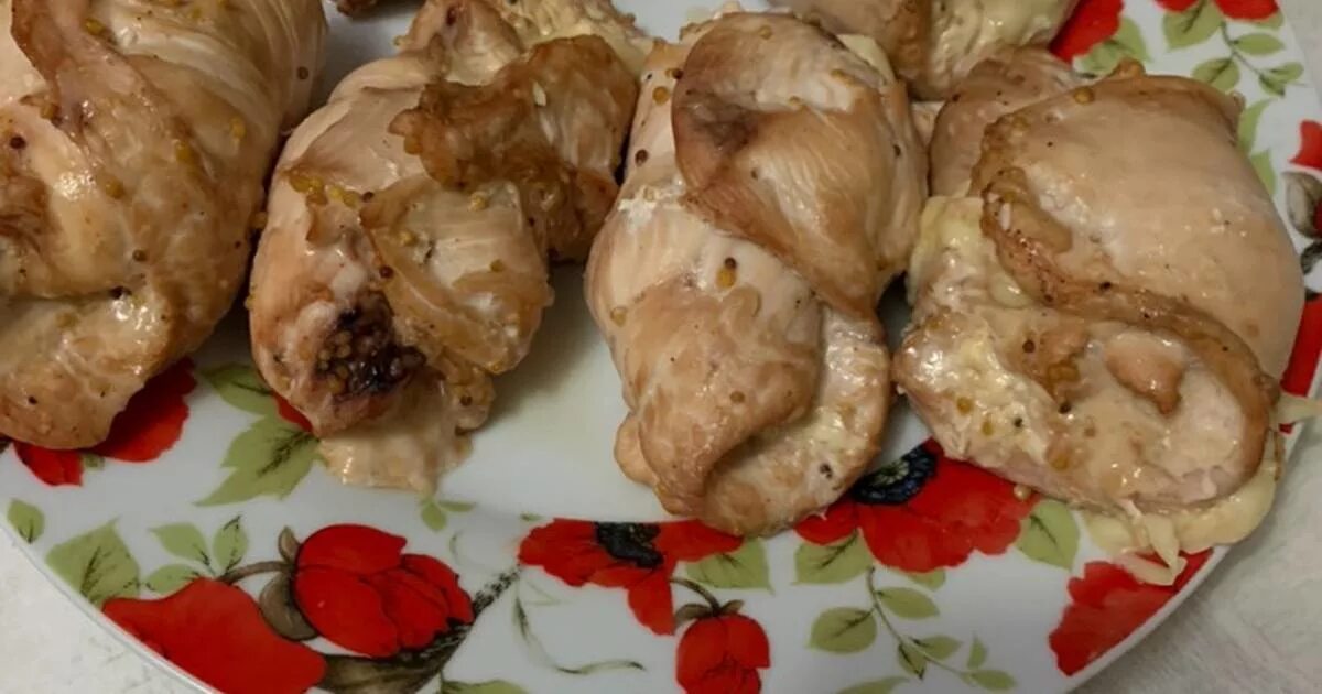 Куриный рулет пп. Куриный рулет в желатине. Куриный рулет с желатином. Куриные рулетики пп. Куриный рулет с творожным сыром.