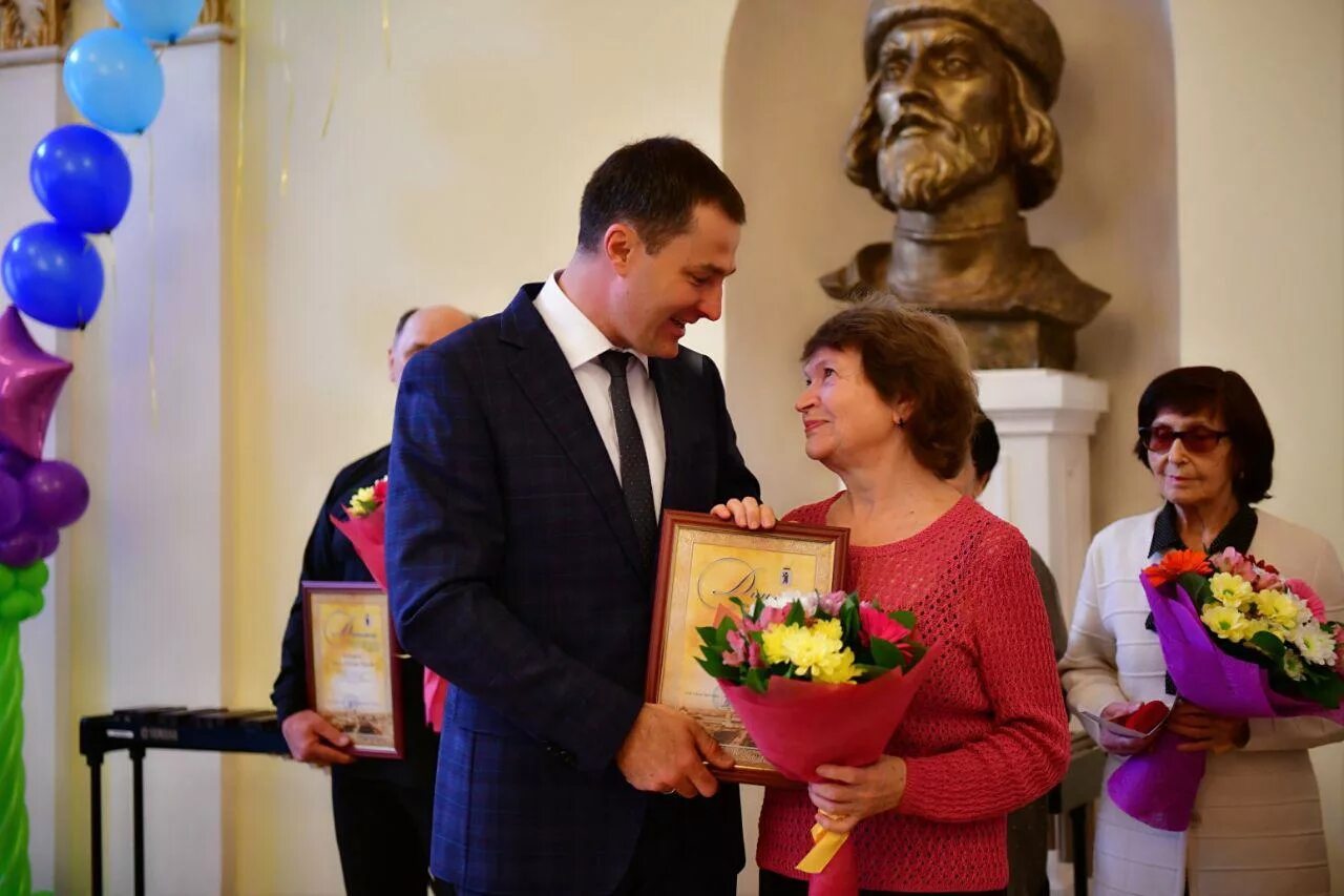 Одаренных детей наградили