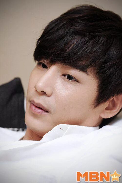 Хан со-джин. Ким чжи хан. Дорама императрица ки тал тал. Тал тал актер. Чжин и хан.