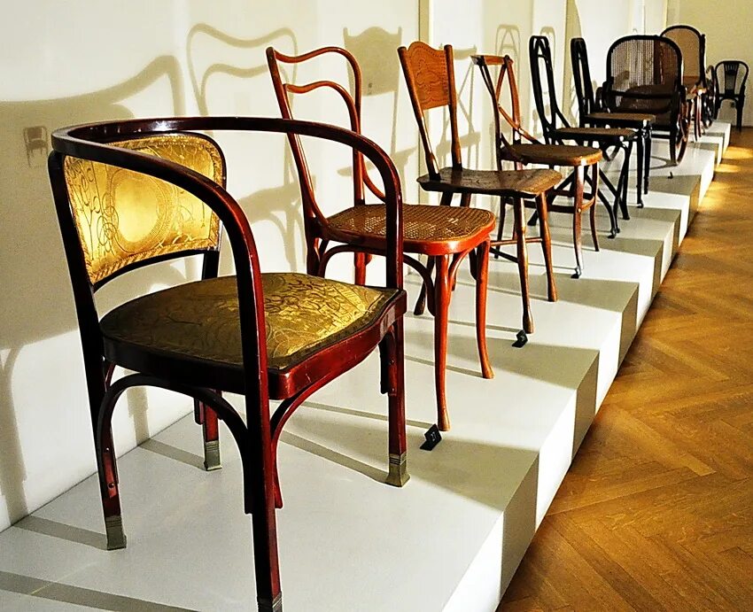 Венские стулья Thonet. Стулья Thonet клеймо. Венский стул Михаэля Тонета. Братья тонет Вена стулья.