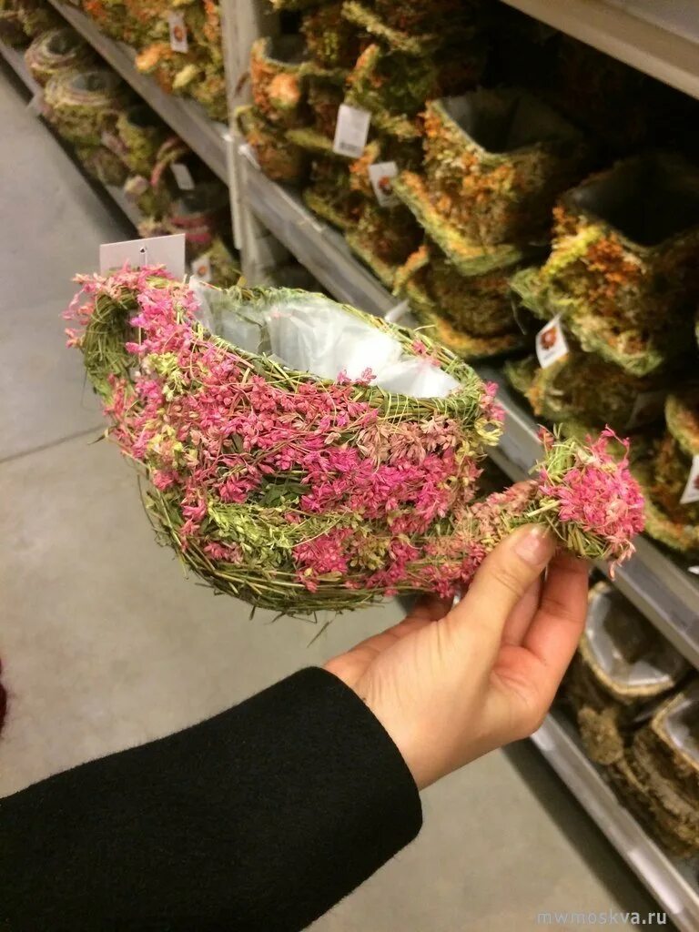 весеннее украшение интерьера. цветочная база молодогвардейская. аранжировка цветов. оптовый склад упаковки для цветов. искусственные цветы.