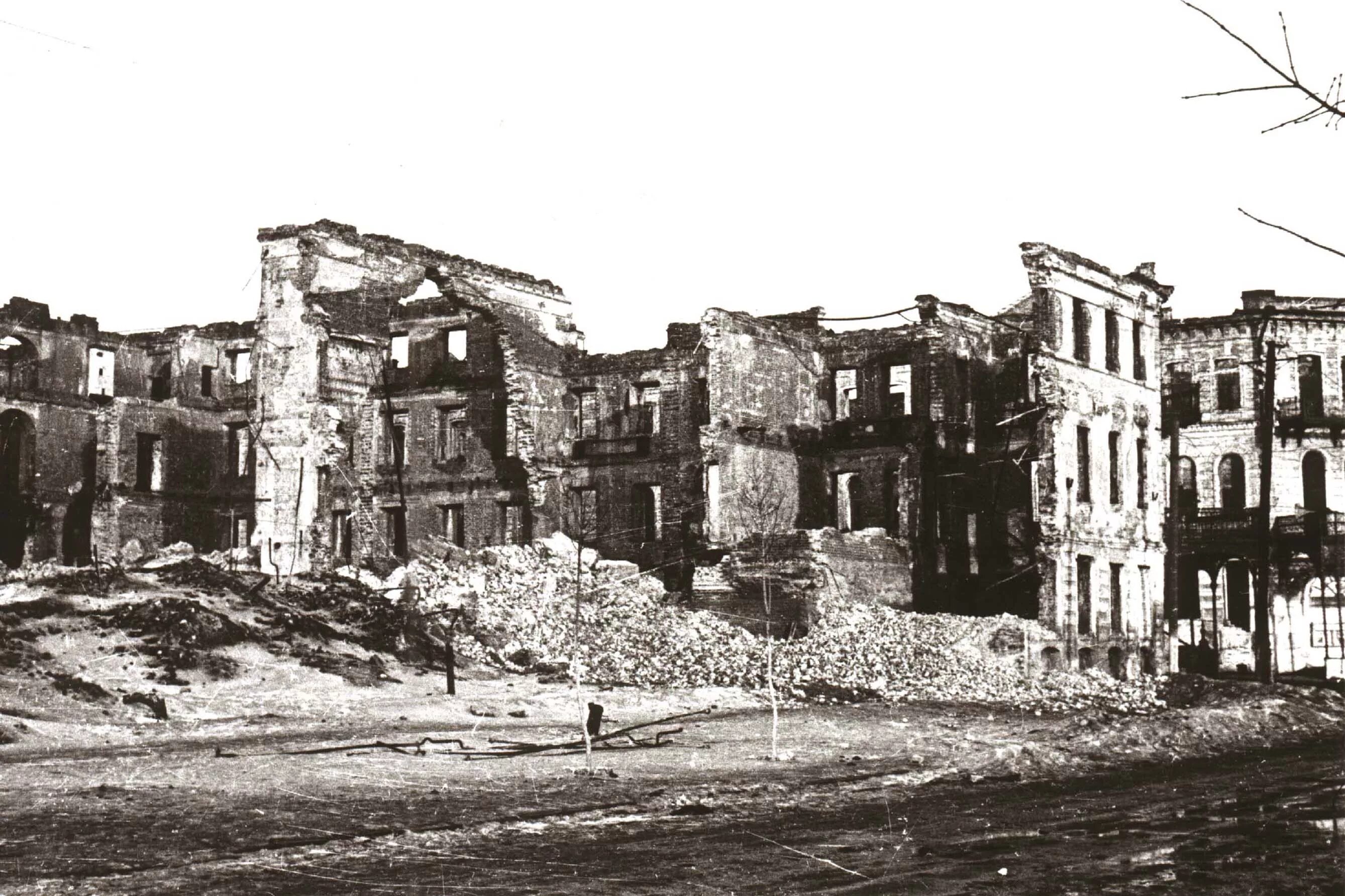 После освобождения города. Курск после войны 1945. Курск город 1943. Курск после освобождения 1943.