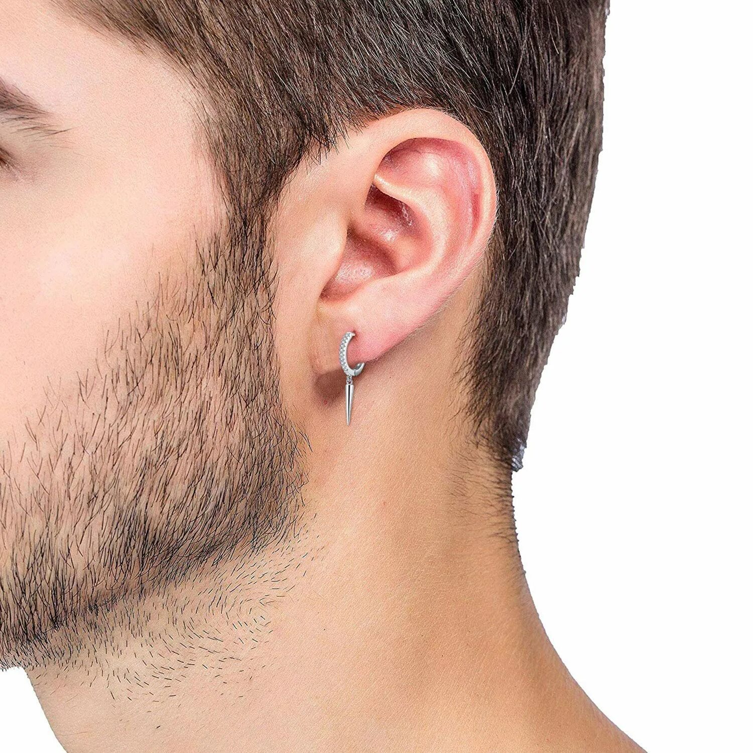 Что означает сережка у парня. Мужские серьги в ухо. Парень с серьгой. Красивый мужской пирсинг. Что означает сережка у парня.