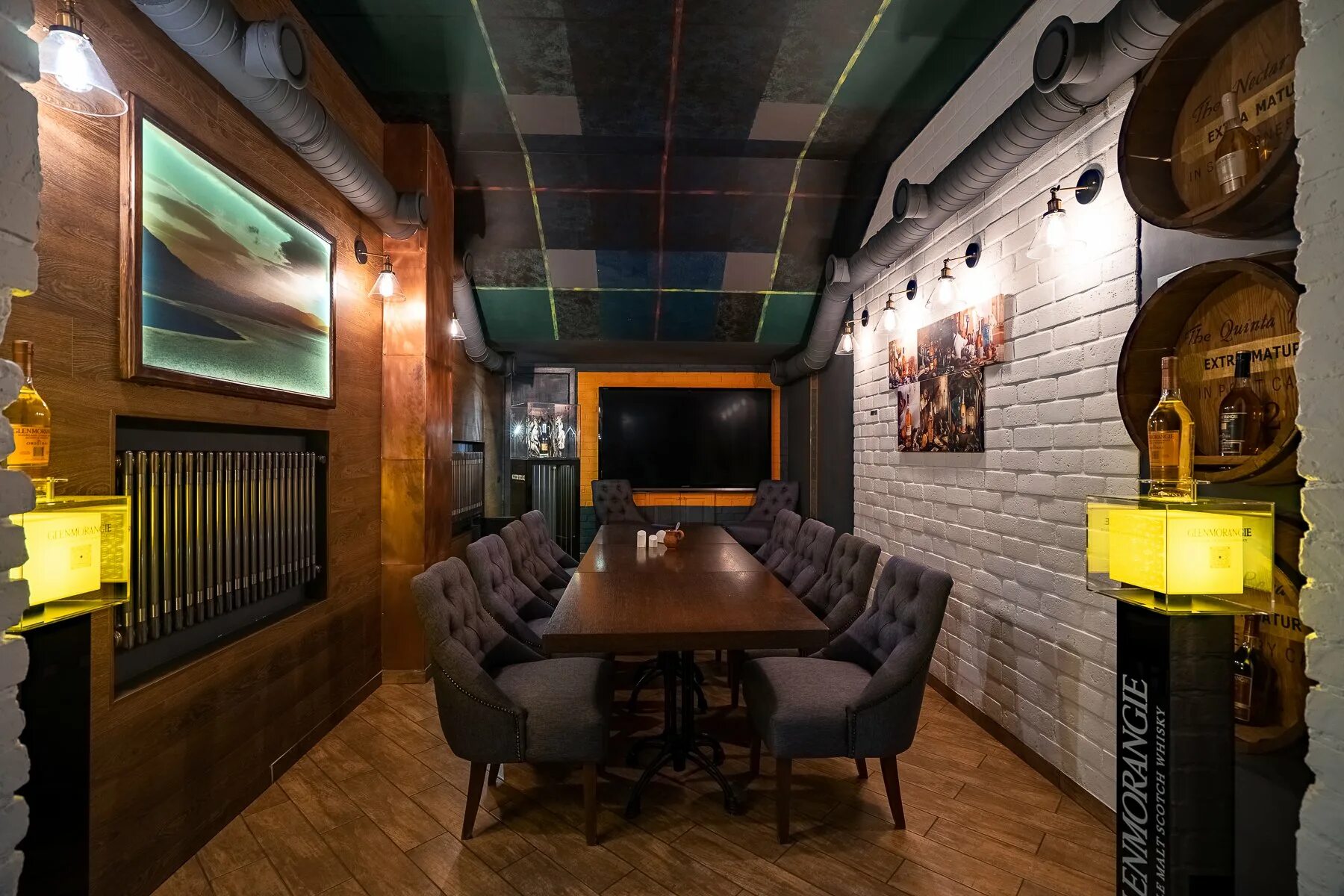 Ресторан кафе с отдельными кабинками. Hookahplace дубровка, москва. Комната для караоке в частном доме. Вип комната. Кальянная комната.