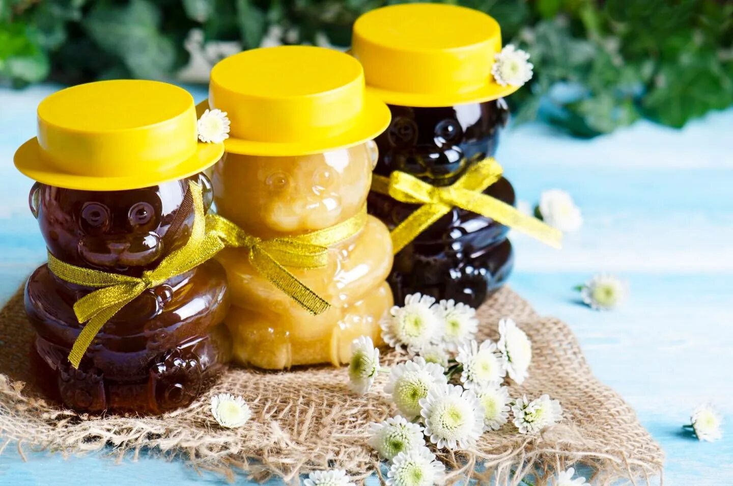Медук. Баночка для меда. Красивые баночки для меда. Мёд натуральный. Мед баночка красиво.