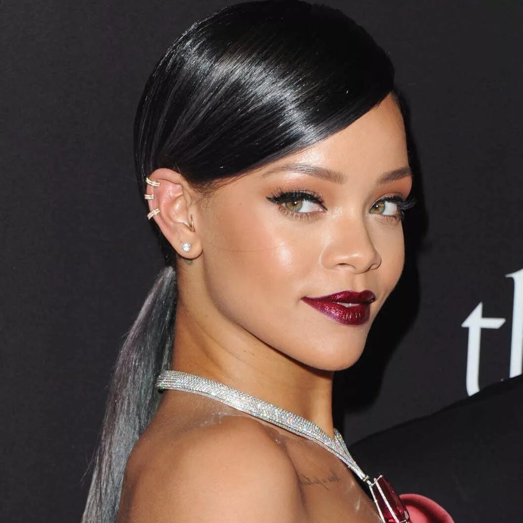 Рианна. Рианна 2003. Сколько лет рианне. Rihanna instagram. Рианна дреды.