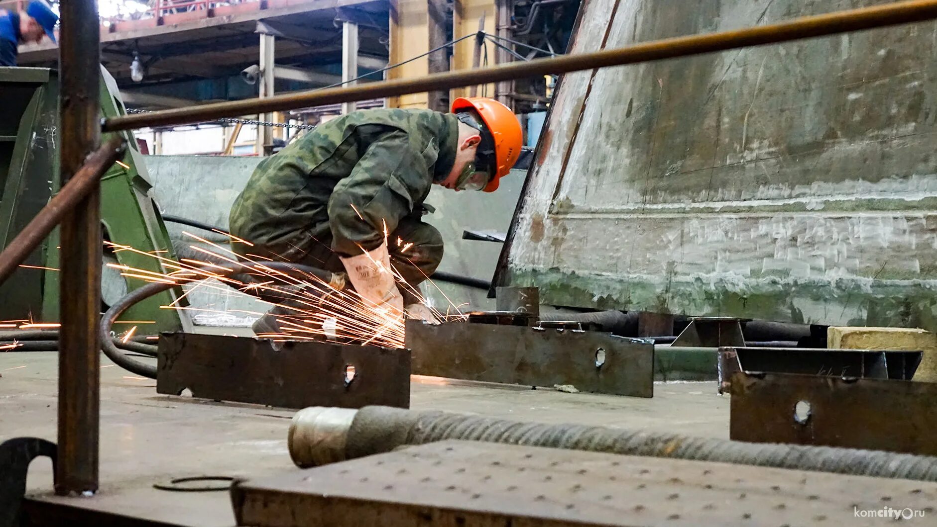 купол алмаз антей. уралвагонзавод нижний тагил танки. работники предприятий оборонно-промышленного комплекса. работников организаций оборонно промышленного комплекса. промышленный комплекс.