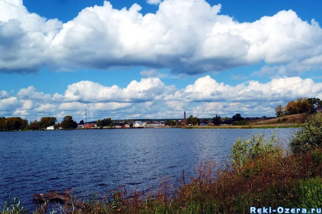 Красногвардейский пруд Свердловская область. Красногвардейский район водохранилище. Пруд поселок Красногвардейский Свердловской области. Посёлок Красногвардейский Свердловской области Артемовский район.