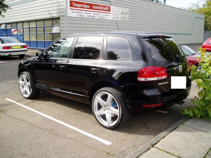 Какие диски на туарег. Volkswagen touareg 1 диски 18. oz canyon r20 диски. диски oz canyon volkswagen touareg. диски oz canyon touareg.