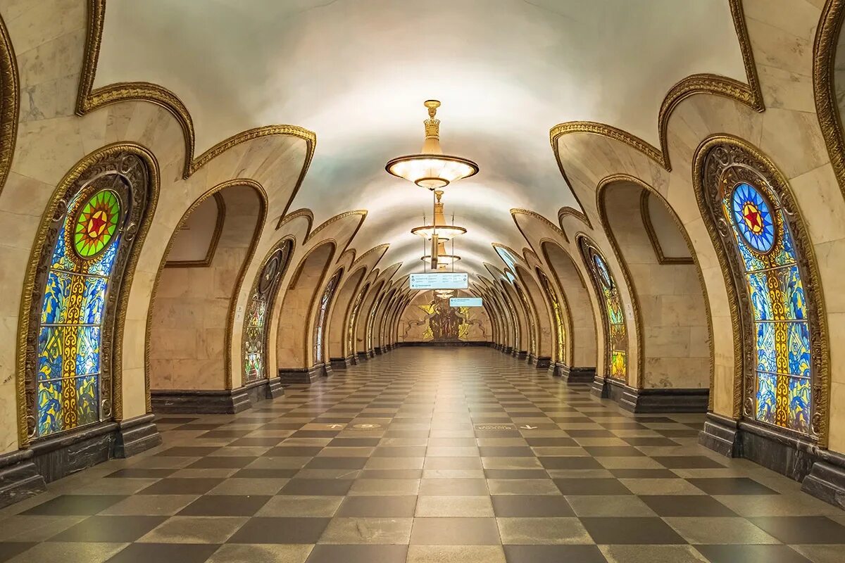 Вестибюль станции метро курская. Вестибюль станции курская кольцевая. Метро курская вестибюль. Курская метро холл. Метро спортивная васильевский остров.