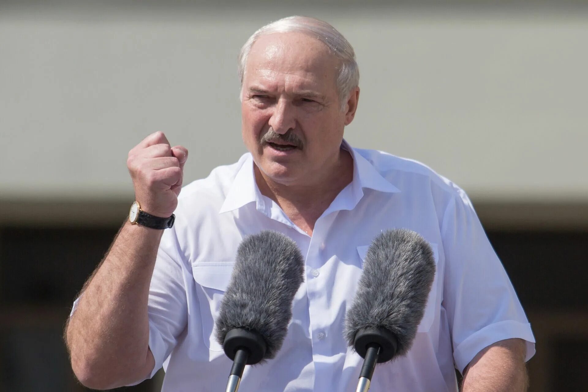 Сколько лет александру лукашенко в 2025 году. Лукашенко фото.