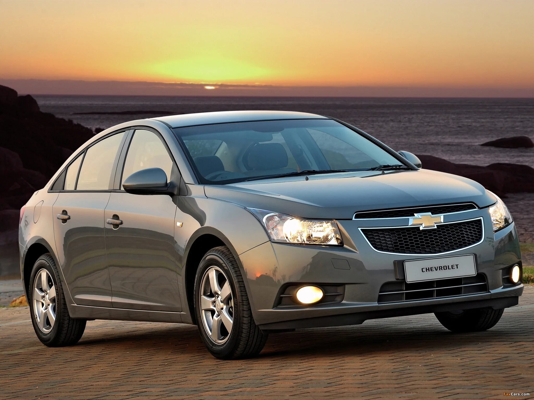 9. Chevrolet cruze седан. авто седан механика. опель астра h 1. Chevrolet malibu модельный ряд.