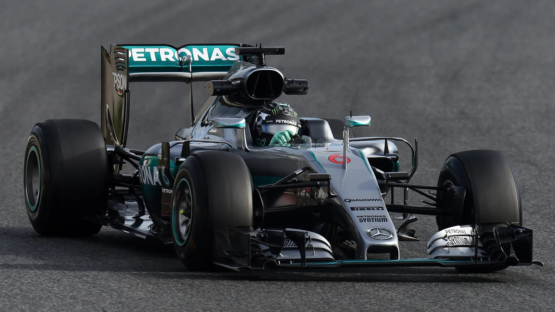 Гибрид первого поколения f1. Mercedes f1 w07 Hybrid. Mercedes w07 f1. Mercedes AMG f1 w07. Mercedes f1 2016.