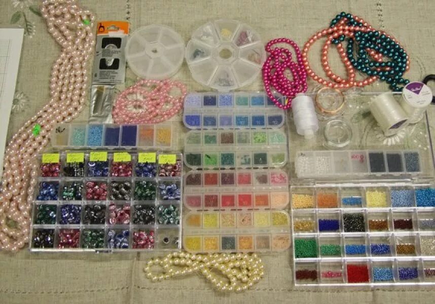 оборудование для бисероплетения. инструменты для работы с бисером. материалы и инструменты для бисероплетения. материалы и инструменты для бисероплетения список. что нужно для бисера.