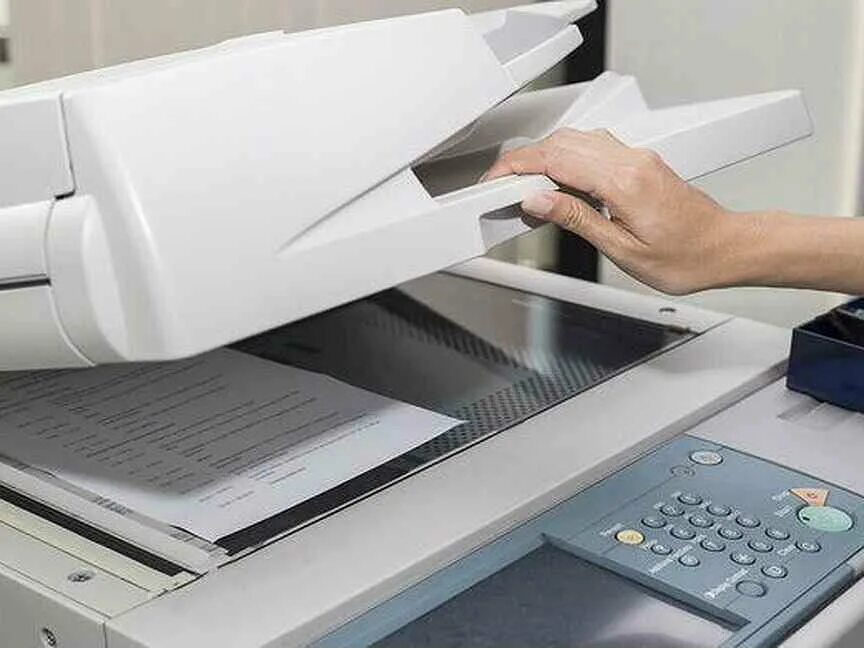 Визитка копицентра. Плотность офисной бумаги а4 таблица. Средства обработки документов. Сотрудники копировального центра решили посчитать сколько листов. Требуется сотрудник объявление.