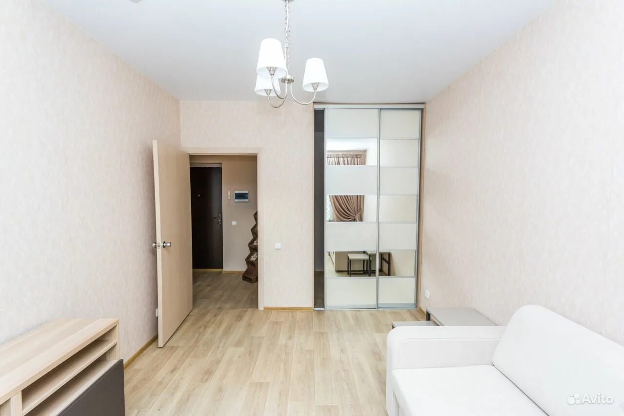 Чистые квартиры в россии. Однокомнатную квартиру города перми. Пермь квартира на докучаева 23 посмотреть студию. Квартира на сутки. Однокомнатную квартиру города перми.