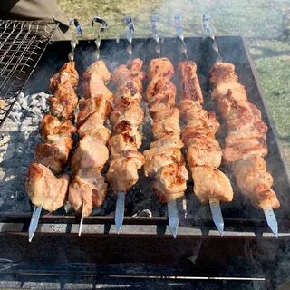 Хороший вкусный шашлык из свинины