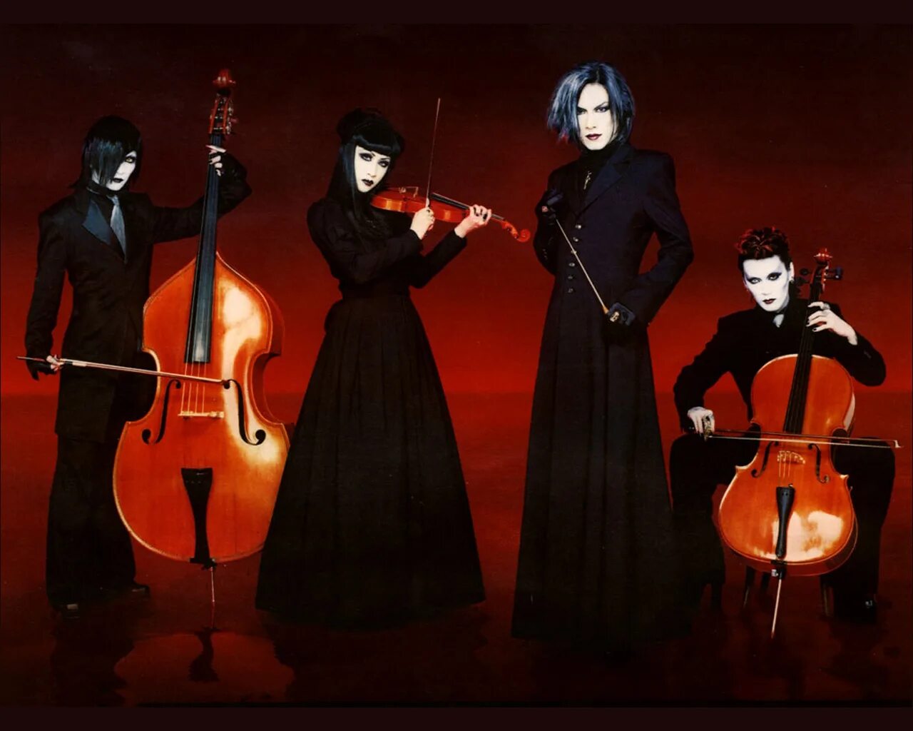 Есть музыка готы. Мэлис мизер. Малис мизер группа. Группа Malice Mizer mana. Malice Mizer Beast of Blood.