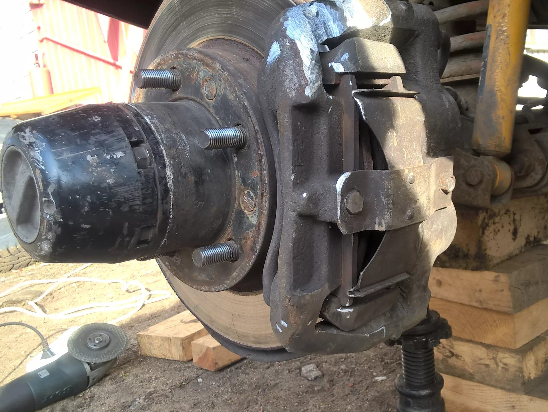 Передний диск уаз. Уаз диски 15 дисковые тормоза. Уаз диски 15 дисковые тормоза. Уаз диски 15 дисковые тормоза. Литье на уаз под дисковые тормоза.