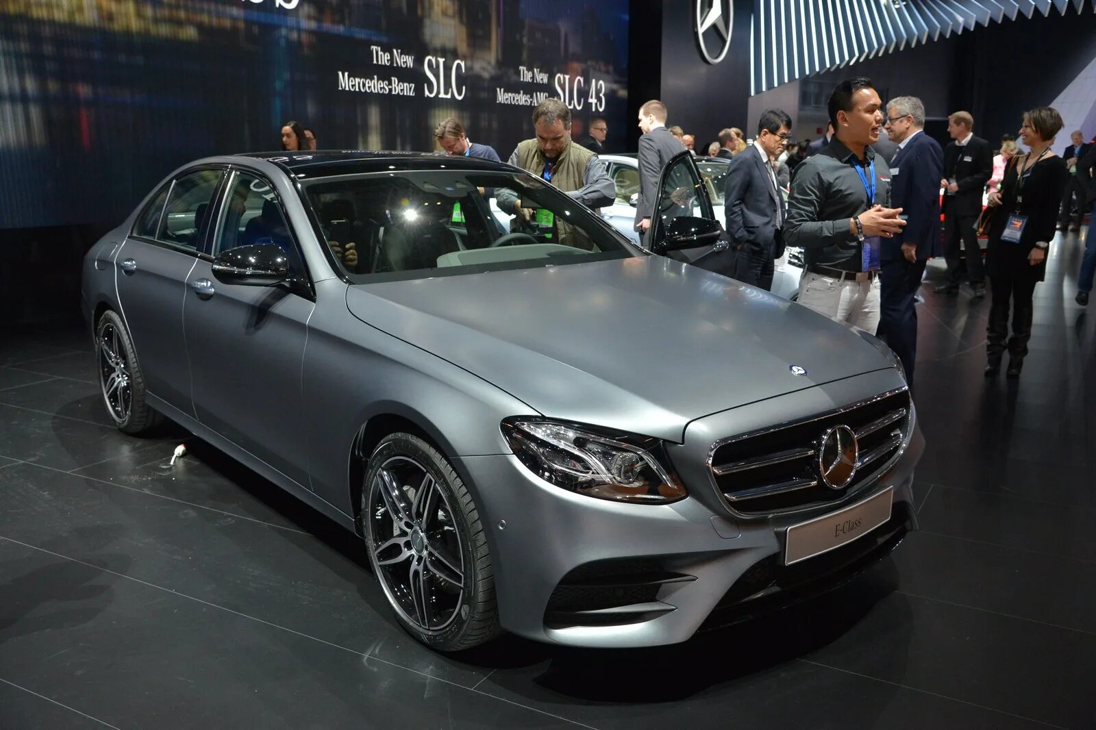 Е класс 2016 год. Мерседес бенц e class 2016. mercedes-benz e-class 2017. mercedes e class 2016. мерседес e класс 2016.