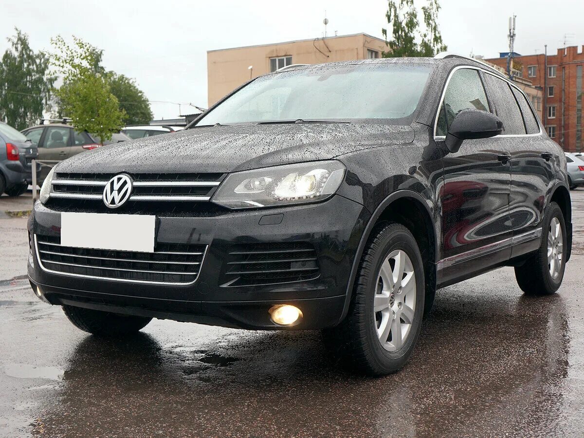 Volkswagen touareg 2011. Фольксваген Туарег 2011 черный. Volkswagen Touareg 2011 черный. Черный VW Touareg 2011. Чёрный Volkswagen Touareg II.