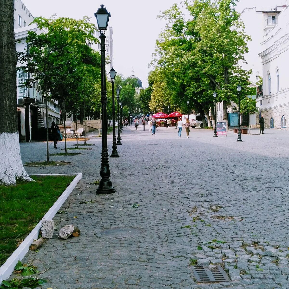 Пешеходная зона. Первая пешеходная улица. Улица арбат в москве. Первая пешеходная улица — арбат. Пешеходная зона фото.