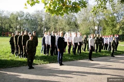 Зарница строевая