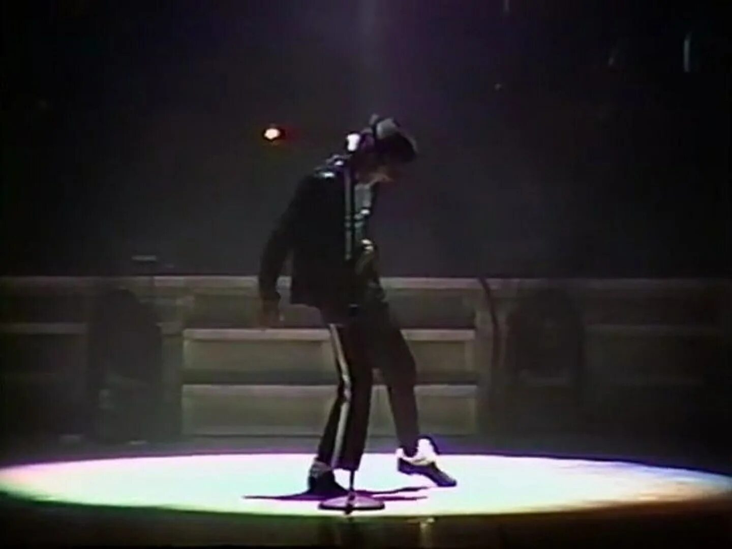 Michael Jackson Wembley 1988. Michael Jackson Billie Jean 1993. Песня майкла джексона billie jean