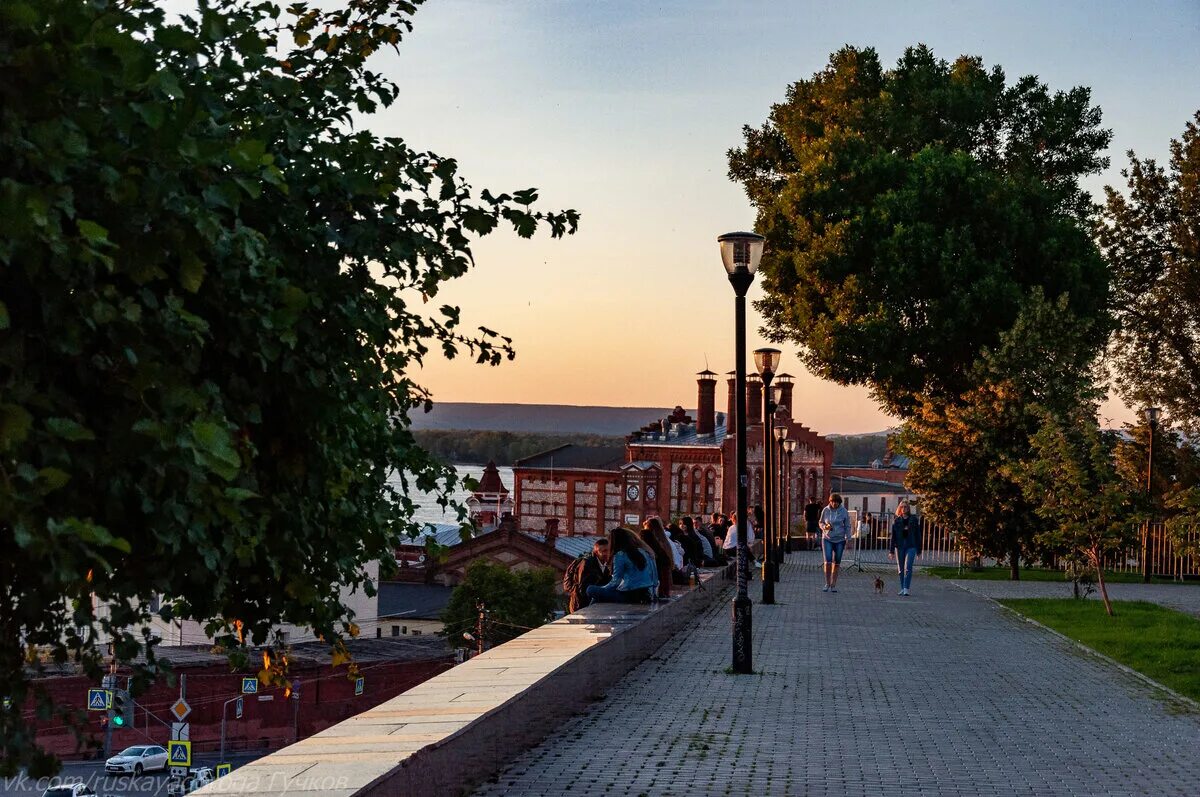 В каком поволжском городе. Поволжские города. Смотровая площадка Самара набережная. Лучшие города Поволжья. Приволжье города.