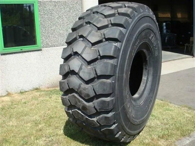 Hilo arctic s8. 29.5r25 шины. 23.5r25 hilo b01n. шина пневмо 29.5r25 galaxy htsr 400 tl. шина 23.5r25 l-3 ** annaite b01nl китай.