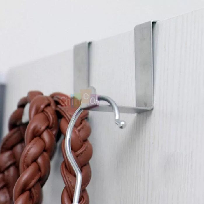 вешалка на дверь. крючок навесной на дверь. крючок на дверь. вешалка на дверь. крючок навесной.