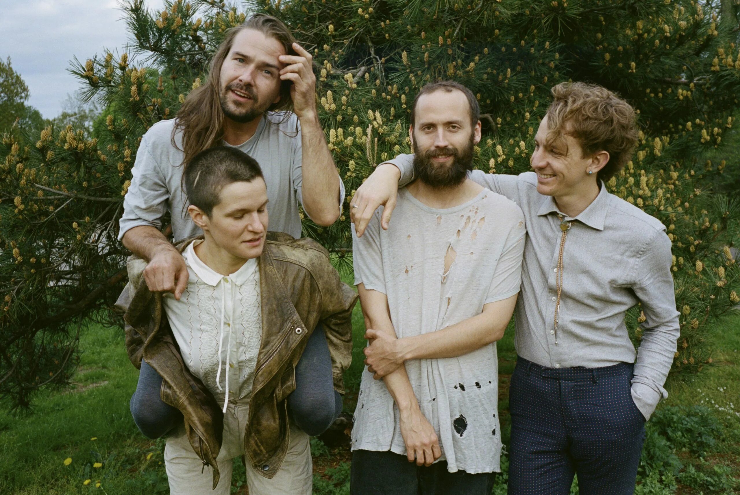 Street corner thieves. Big Thief Band. Big Thief группа. Tejon Street Corner Thieves группа. Big Thief Paul.