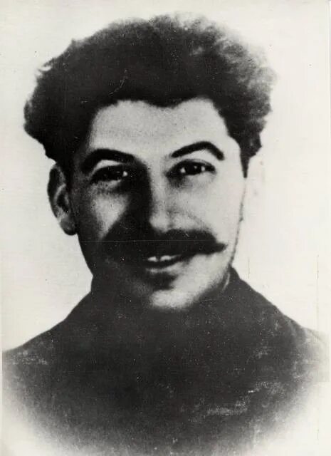 Сталин иосиф виссарионович в молодости. Иосиф сталин молодой. Джугашвили иосиф виссарионович в молодости. Джугашвили иосиф виссарионович. Коба джугашвили.