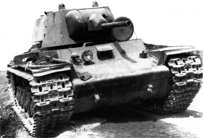 1 к 1940 г. Тяжелый танк кв-1с. Кв 1 1940. Кв 1 обр 1940. Кв 1 спереди.