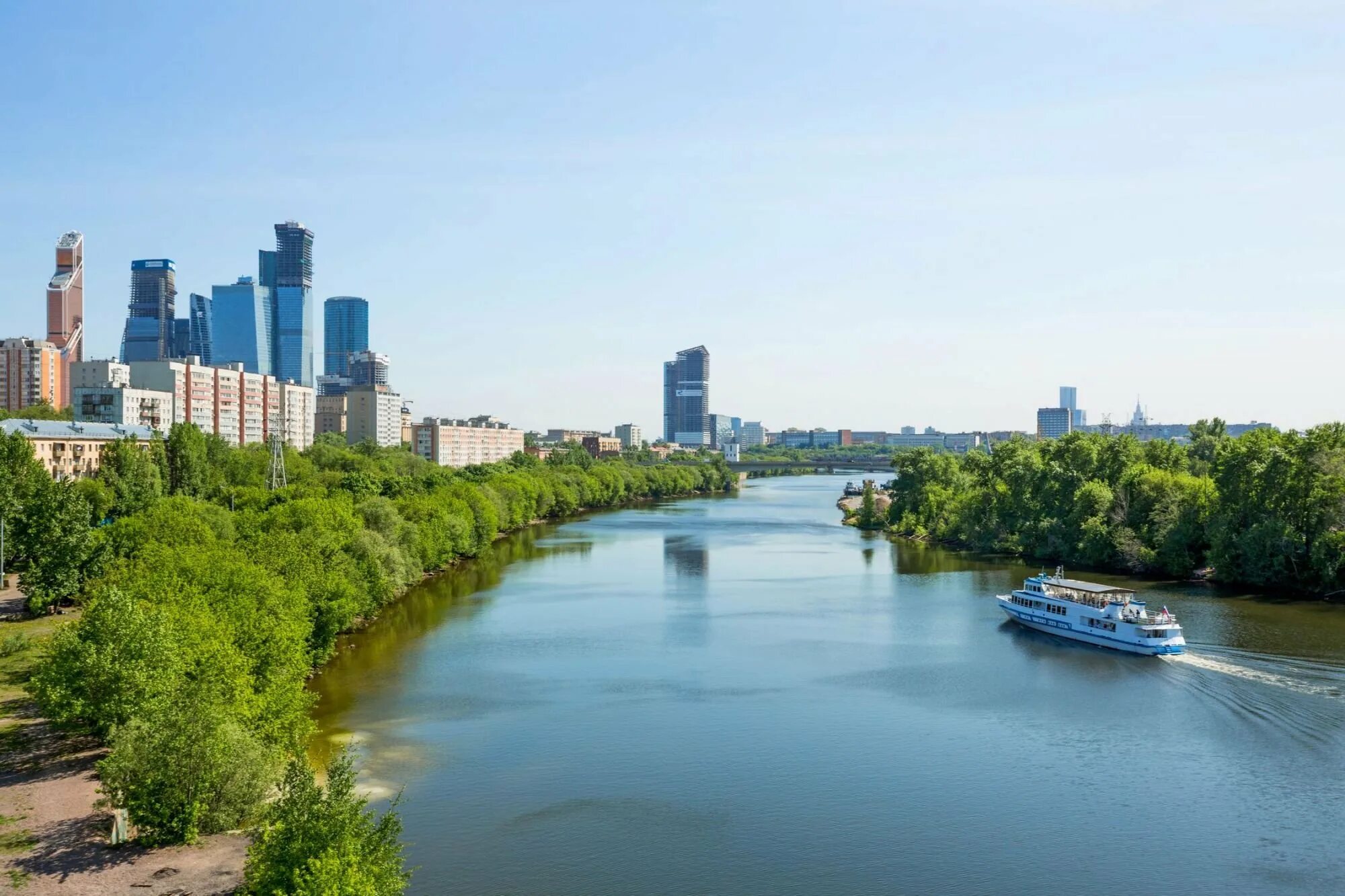 Жк на москва реке. Москва-река Шелепихинская набережная. Москва Шелепихинская набережная Шелепиха. Карамышевская набережная Москва река. Москва Шелепихинская набережная 34.